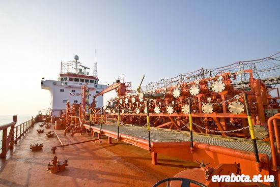 2Eng for Chemical tanker второй механик на танкер химовоз - Вакансии для моряков работа